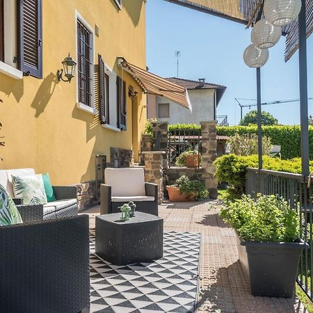 Tinas Yellow Home Leggiuno Buitenkant foto