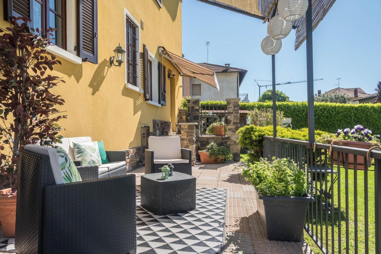 Tinas Yellow Home Leggiuno Buitenkant foto