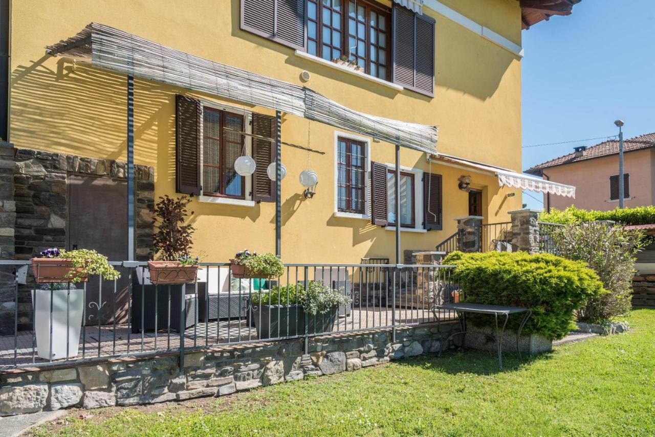 Tinas Yellow Home Leggiuno Buitenkant foto